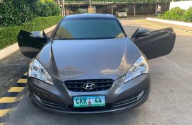 Sell Grey Hyundai Genesis in Manila