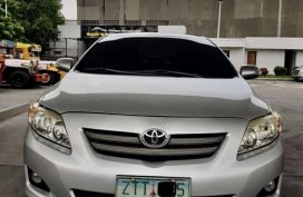 White Toyota Corolla altis for sale in Marikina