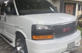 White Gmc Savana for sale in Manila