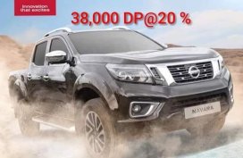 Selling Silver Nissan Navara in Bonifacio