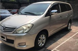 Silver Toyota Innova for sale in Marikina City