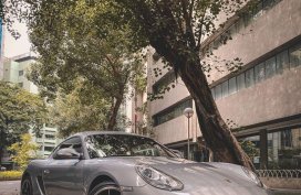 Selling Silver Porsche Cayman in Mandaluyong