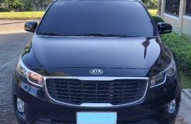 Black Kia Carnival for sale in Las Piñas