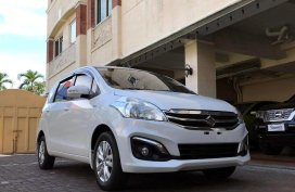 Selling White Suzuki Ertiga 2018 in Manila