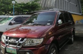Red Isuzu Crosswind for sale in Marikina City