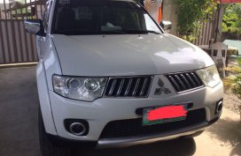 Pearl White Mitsubishi Montero for sale in Talavera