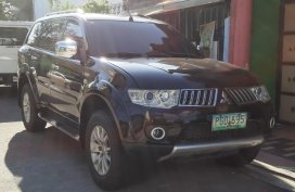 Sell Black 2010 Mitsubishi Montero GLS SE 3.2 4x4 Limited Automatic in Quezon City