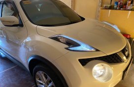 Pearl White Nissan Juke 1.6 CVT Auto 2016 for sale in Makati City