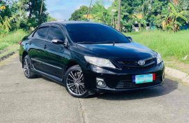 Selling Black Toyota Corolla altis in Manila