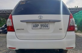 Selling White Toyota Innova 2016 in Santiago