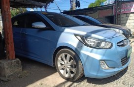 Silver Hyundai Accent 2014 for sale in Santiago