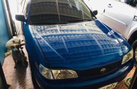 Selling Blue Toyota Corolla 2002 in Pasay