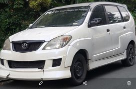White Toyota Avanza 2016 for sale in Quezon City