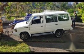 Sell White Toyota tamaraw in Malay