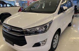 White Toyota Innova for sale in Manila
