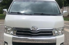 Selling WhiteToyota Hiace Super Grandia in Manila