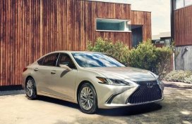 Lexus ES