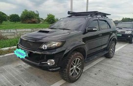 TOYOTA FORTUNER V 2012