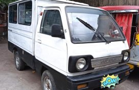 Selling Pearl White Suzuki Multicab 2004 in Las Piñas