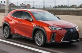 Lexus UX F Sport 200 2.0 AT