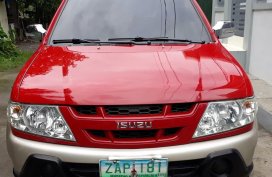 Red Isuzu Crosswind 2005 for sale in Manila