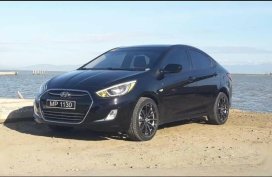 Black Hyundai Accent 2016 for sale in Quezon City