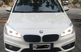 White Bmw 218i for sale in Pasay