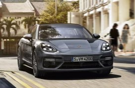 Porsche Panamera Standard 3.0 AT