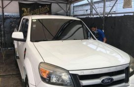 White Ford Trekker for sale in Parañaque