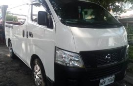 Selling White Nissan Nv350 urvan in Manila