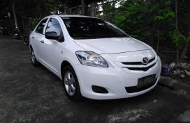 Sell White Toyota Vios in Biñan