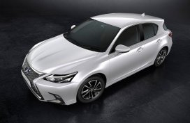 Lexus CT 200h 1.8 AT