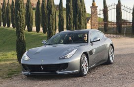 Ferrari GTC4Lusso T 3.9 V8 AT