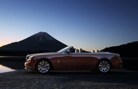 Rolls-Royce Dawn V12 6.6 AT