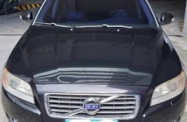 Selling Black Volvo S80 in Bonifacio