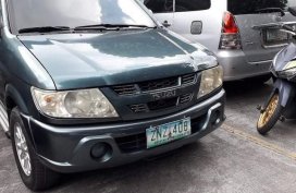 Green Isuzu Crosswind for sale in Manila