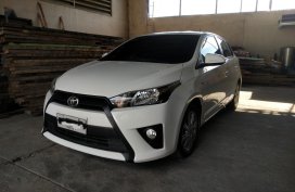 White Toyota Yaris 2015 for sale in Cebu City