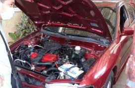 Selling Red Mitsubishi Lancer 2004 in Marikina