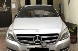 Mercedes Benz B200 Sport A/T (2015)