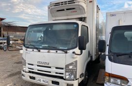 White Isuzu Elf 2020 for sale in Mandaue City