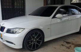 White Bmw 320I 2007 for sale in Valenzuela