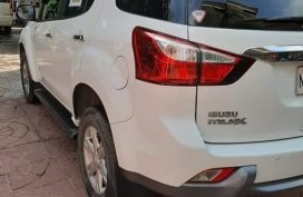 Sell Pearl White 2016 Isuzu Mu-X in Valenzuela