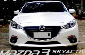 Sell Pearl White 2015 Mazda 3 in Manila