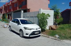 Pearl White Toyota Vios 2014 for sale in Manila