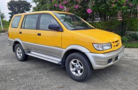 Sell Yellow 2004 Isuzu Crosswind in Manila