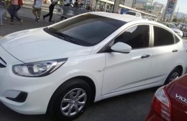 White Hyundai Accent 2014 for sale in Bauan