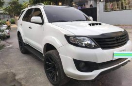 Selling White Toyota Fortuner 2016 in Subic
