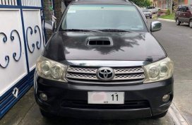 Selling Grey 2009 Toyota Fortuner in Manila