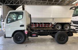 Sell Pearl White Mitsubishi Fuso in Quezon City