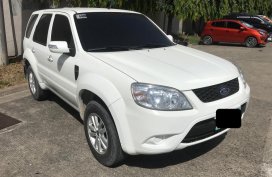 Pearl White Ford Escape 2012 for sale in Cebu
